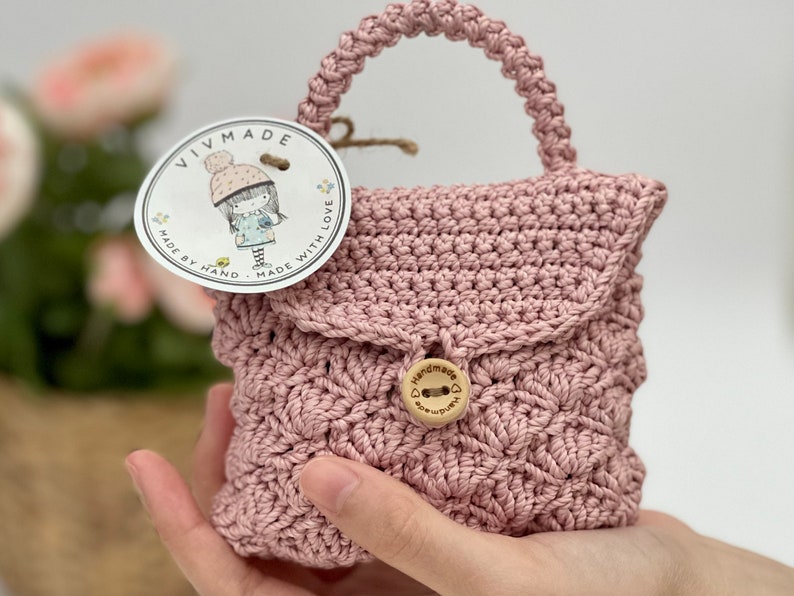 Crochet mini flap handmade gift Christmas gift mini pouch Airpods pouch Pink