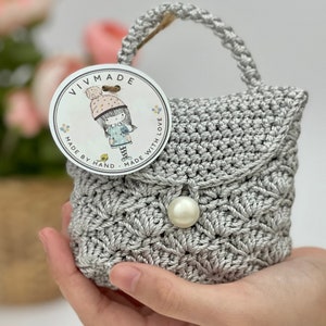 Crochet mini flap handmade gift Christmas gift mini pouch Airpods pouch Gray