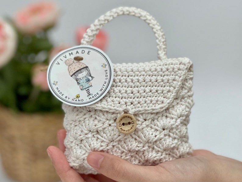 Crochet mini flap handmade gift Christmas gift mini pouch Airpods pouch White