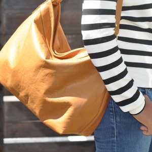 KEI - Tan hobo bag (medium), leather hobo bag, leather boho bag, genuine leather, leather bag women, women&#39;s gift, gift idea bag