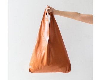 TRIA - Tan caramel triangle hobo bag, soft leather hobo bag, tan hobo bag, unlined hobo bag, extra large hobo bag