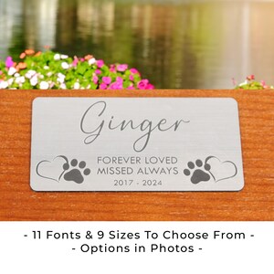 Personalized Pet Memorial Plaque: Brass & Silver Effect, Paw Prints