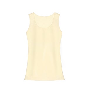 Könnte beinhalten: Ein ärmelloses, hellgelbes Tanktop.