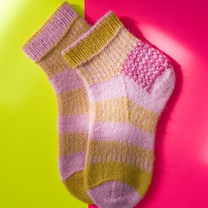 Knit socks pattern Easy socks pattern Colorwork socks pattern Knitting socks Socks knitting pattern socks Beginner-friendly sock pattern