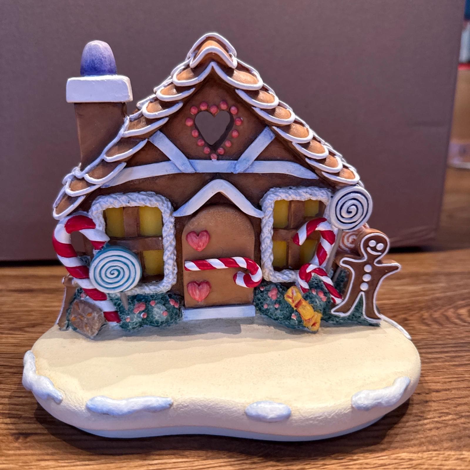 Limited Edition Gingerbread Lane Goebel Mark # 1040-D Hummelscape