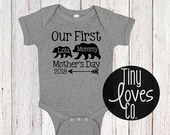 1st Mothers Day baby. First Mothers Day. Our First Mothers Day. Baby bear. Mama Bear. mothers day gift. Mom gift. New mom. New Baby.