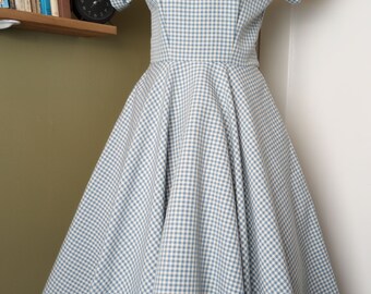 50's Gingham Dress Full Circle Blue & White Knee Length Short Sleeves Small Handmade Pockets Tall