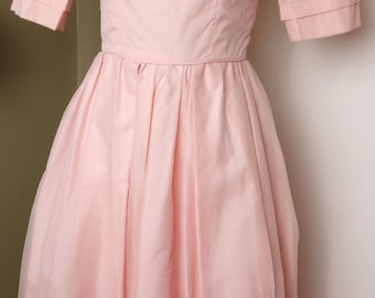Vintage 1950's 1960's Fit & Flare Party Dress XXS Peach Short Sleeve Knee Length Back Buttons