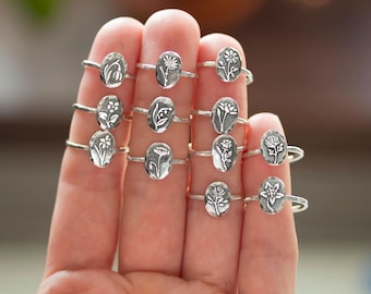 Gioielli per il mese di nascita, anello con sigillo floreale in argento per il mese di nascita, anello di compleanno, anello floreale con cammeo personalizzato, anello della mamma