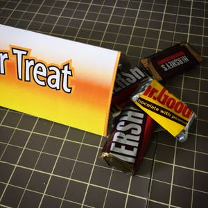 Candy corn treats, Printable Halloween Box, Candy corn favor box, Candy corn treat bags, triangle gift box for halloween, Halloween decor