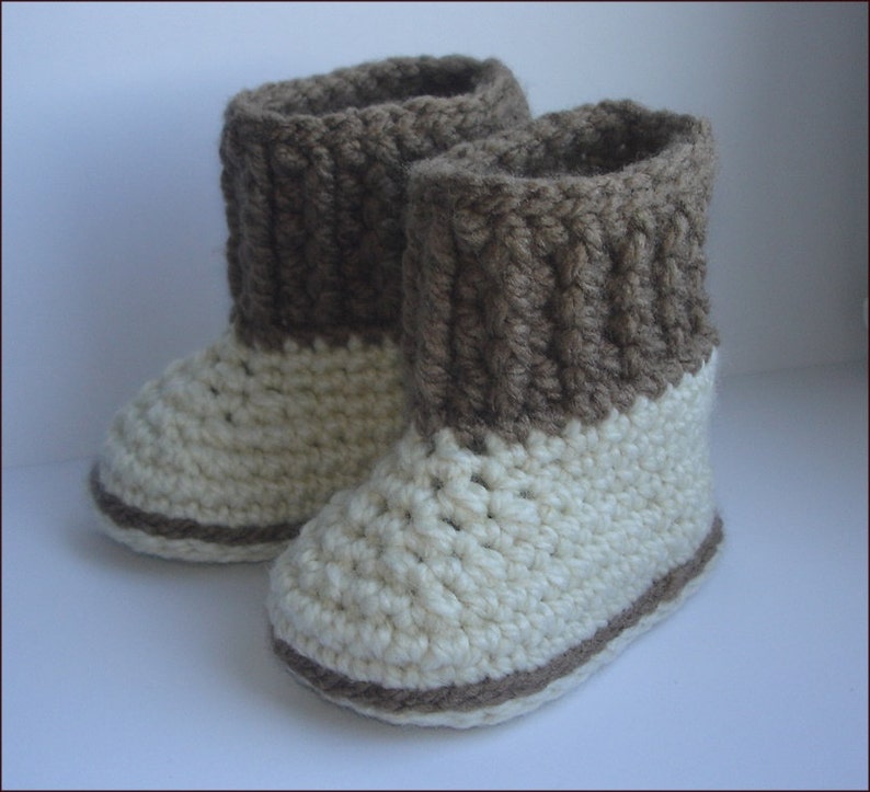 Baby Booties Crochet Pattern, PDF Crochet Pattern N.105 image 3