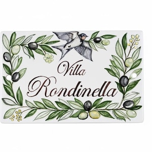 Placa con número de casa de cerámica, regalo de entrada personalizado con nombres de familia, con ramas de olivo estilo toscano.