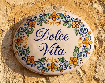 Italian Custom pottery sign for home with name, Italy ceramic tile. Gift for wedding, birthday or inauguration. Kitchen decoration.