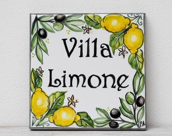 square olives tile