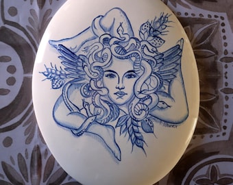 Trinacria, Sicilian ceramic, symbol of Sicily, hand-painted Italian artistic ceramics, home gifts, wall decorations