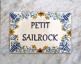 Italy ceramic custom tiles, family name sign blue, with italian style. Custom gift, wall decor tile with names and addres. Handmade plaque