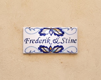 Personalized ceramic address plaque Italy. Rectangular tile with writing, numbers, names, blue decoration for doors and rooms of the house