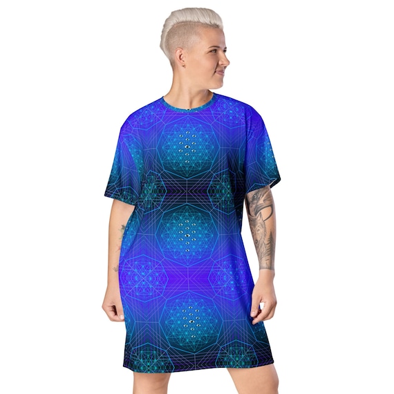 64 Star Tetrahedron Third Eye Tree of Life Blue and Purple Fade T-shirt dress