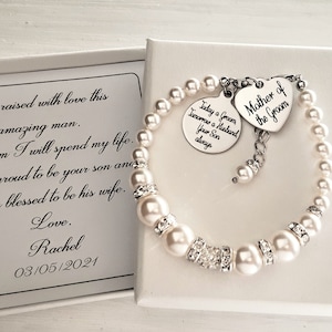 Gift for the Mother of the groom from the Bride, Mother in law bracelet, Grooms mom gift, Wedding Jewellery, Pearl bracelet white, Ivory