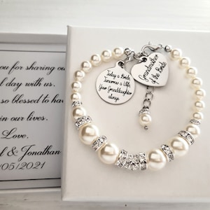 Personalized Grandmother of the bride wedding bracelet from a granddaughter, Grandmother gift from the Bride, Thank you gift to a Grandma