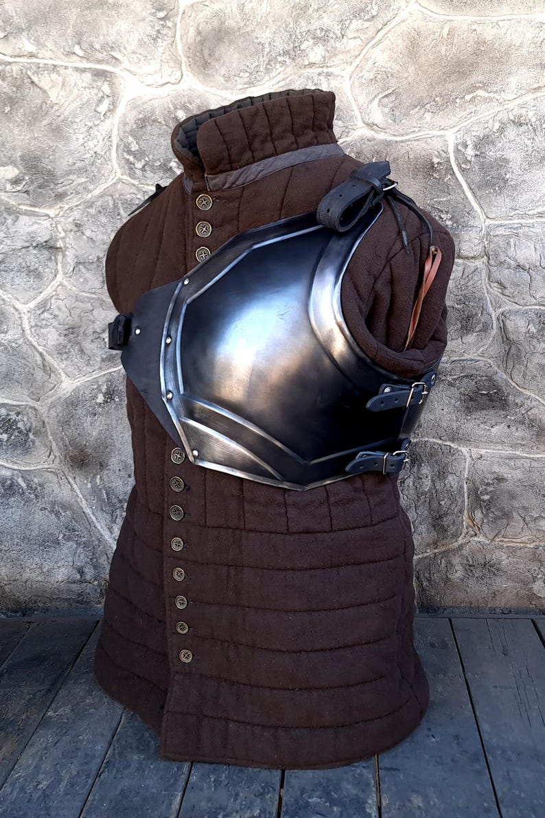 Handmade Steel Gladiator Armor: LARP Cosplay Cuirass & Pauldron blackened steel