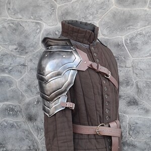 Handmade Steel Gladiator Armor: LARP Cosplay Cuirass & Pauldron gray steel