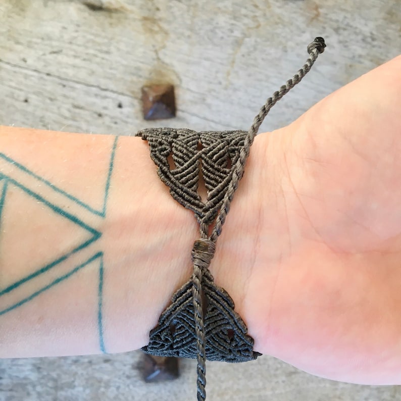 Cuff bracelet quartz gemstone cabochon micro macrame art