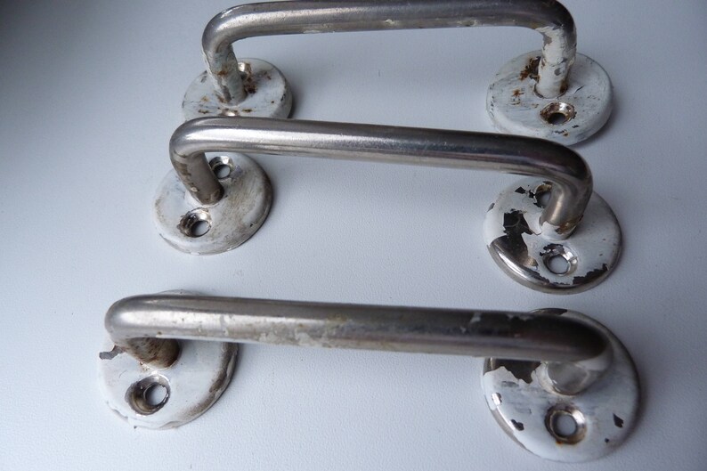 Set Of 3 Vintage Metal Door Handles Door Knobs Furniture Etsy