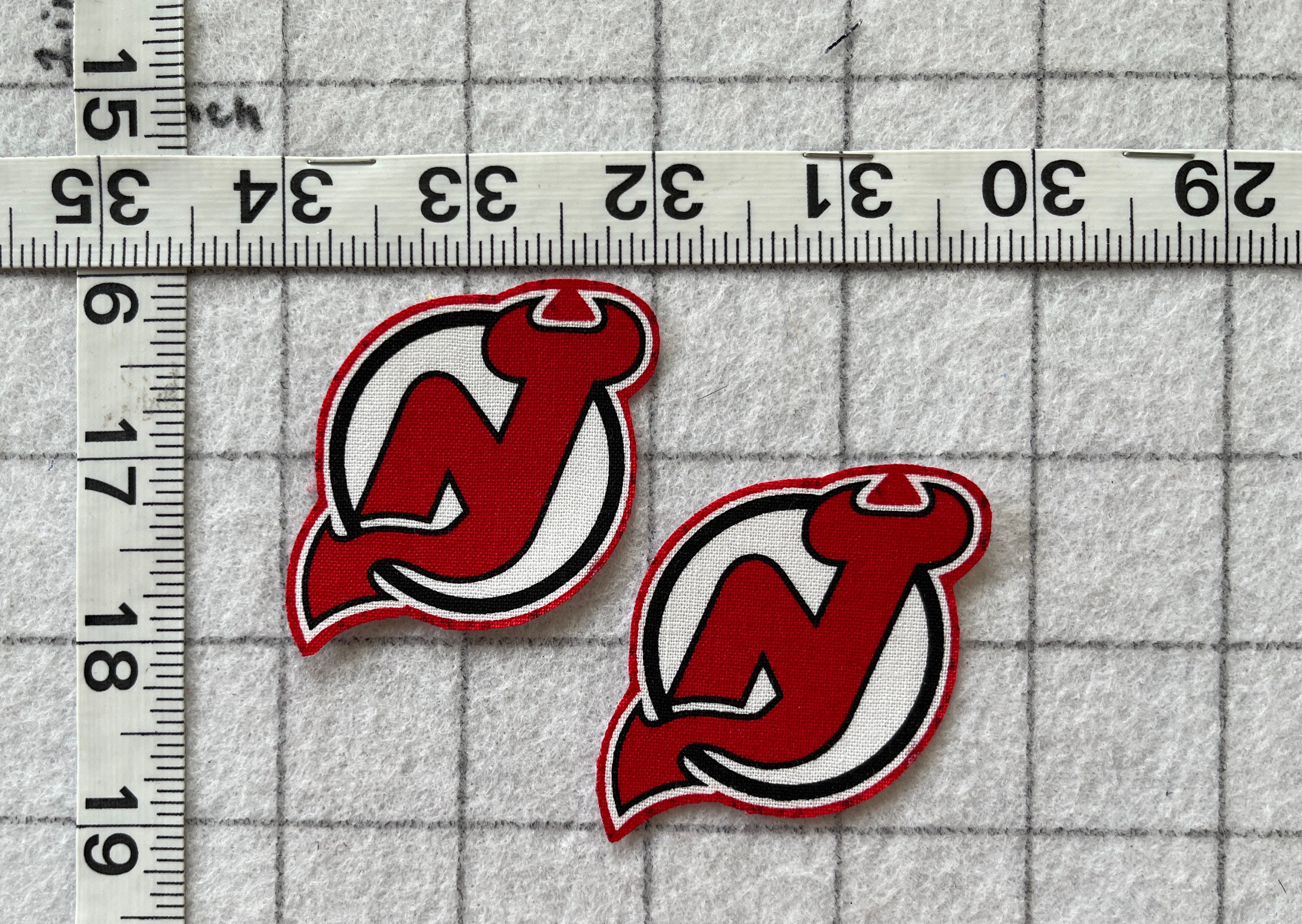 Vintage New Jersey Devils Hoodie NHL Embroidered Patch Ice 