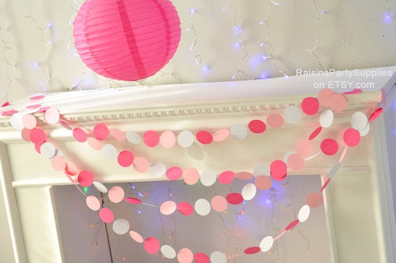 Paper circle garland first birthday backdrop, Hanging circle gender reveal decorations for baby girl baby shower in pastel pink and white Il_570xn