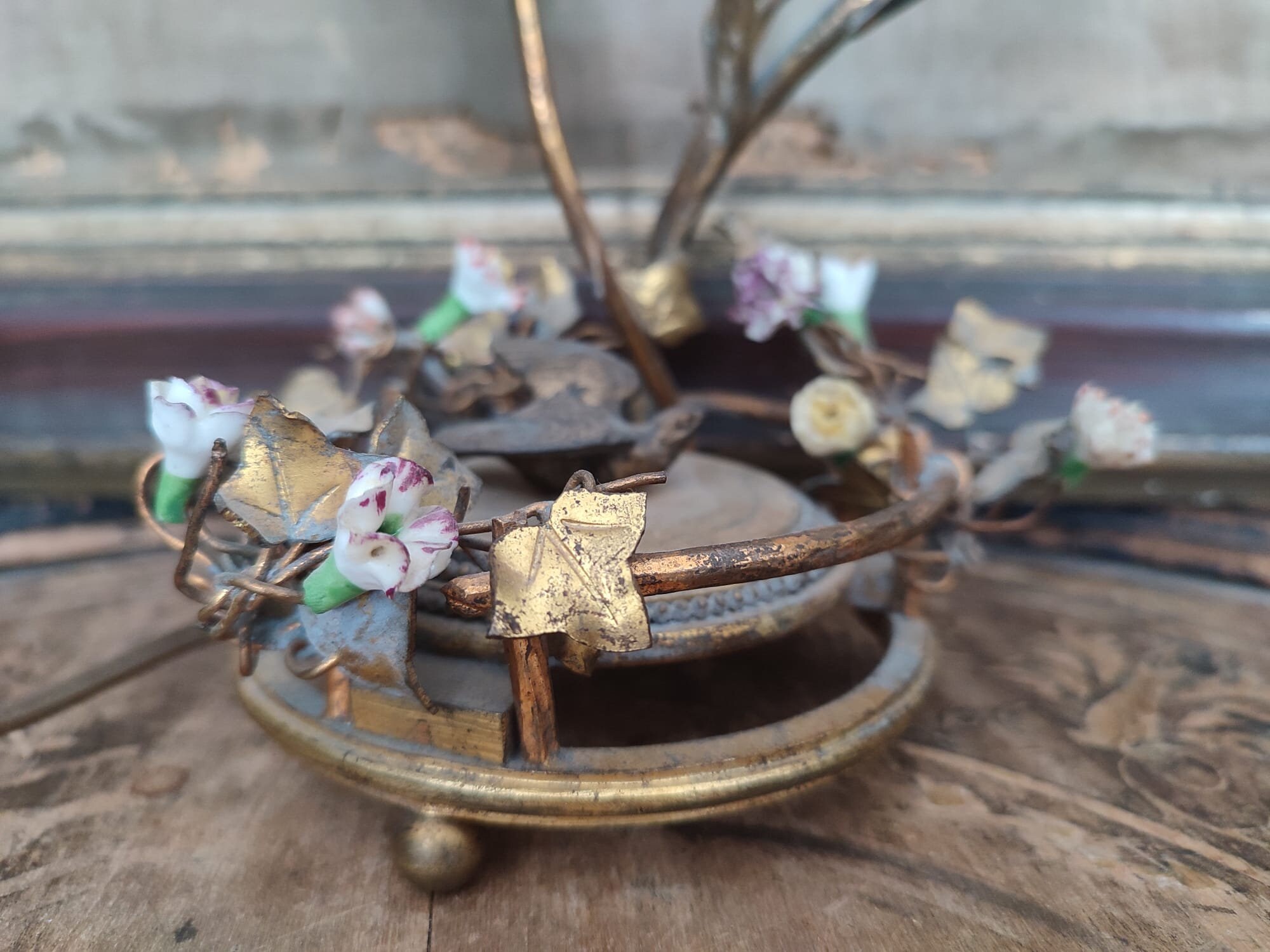 France Antique Small Table Lamp Romantic Art Nouveau France Antique Small Table Lamp Romantic Art Nouveau
