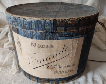France antique original old hatbox from Paris Boulevard Haussmann cardboard box with marbled paper boudoir bohemian french shabby