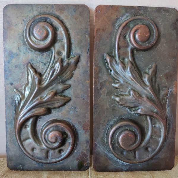 France ANTIQUE moule à chocolat Chocolate Mold No. 17 Matfer Paris marking chocolate mold acanthus leaf snail french shabby patina JDL