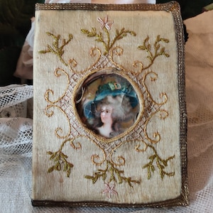 FRANCE ANTIQUE miniature silk pencil case for photo lock of hair of a lover embroidery handwork boudoir bohemian ladies secretary