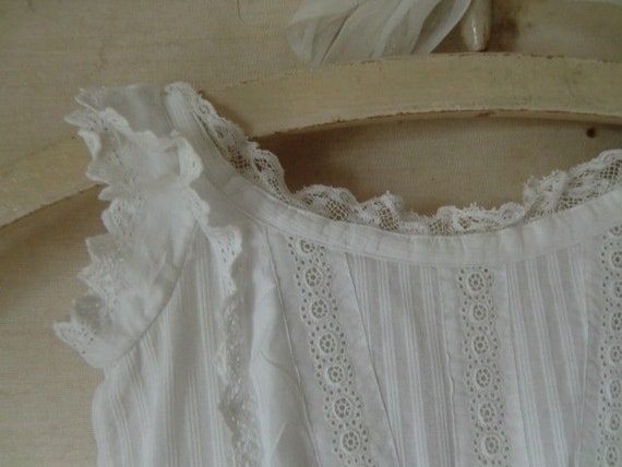 White Vintage Taufkleid antique Baumwolle Spitze … - image 1