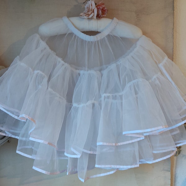 Petticoat weiß 2lagig mit Volants semitransparent