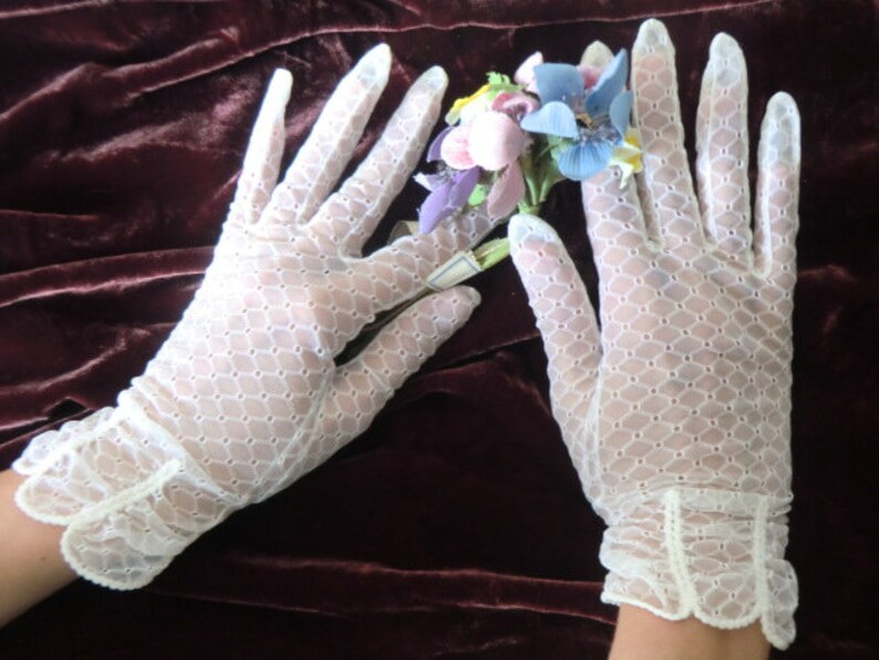 Vintage women/'s gloves 30s 40s 50s perlon semitransparent boudoir bohemian shabby