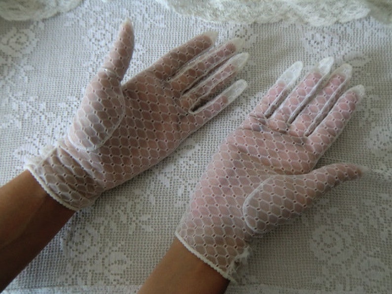 Vintage women/'s gloves 30s 40s 50s perlon semitransparent boudoir bohemian shabby