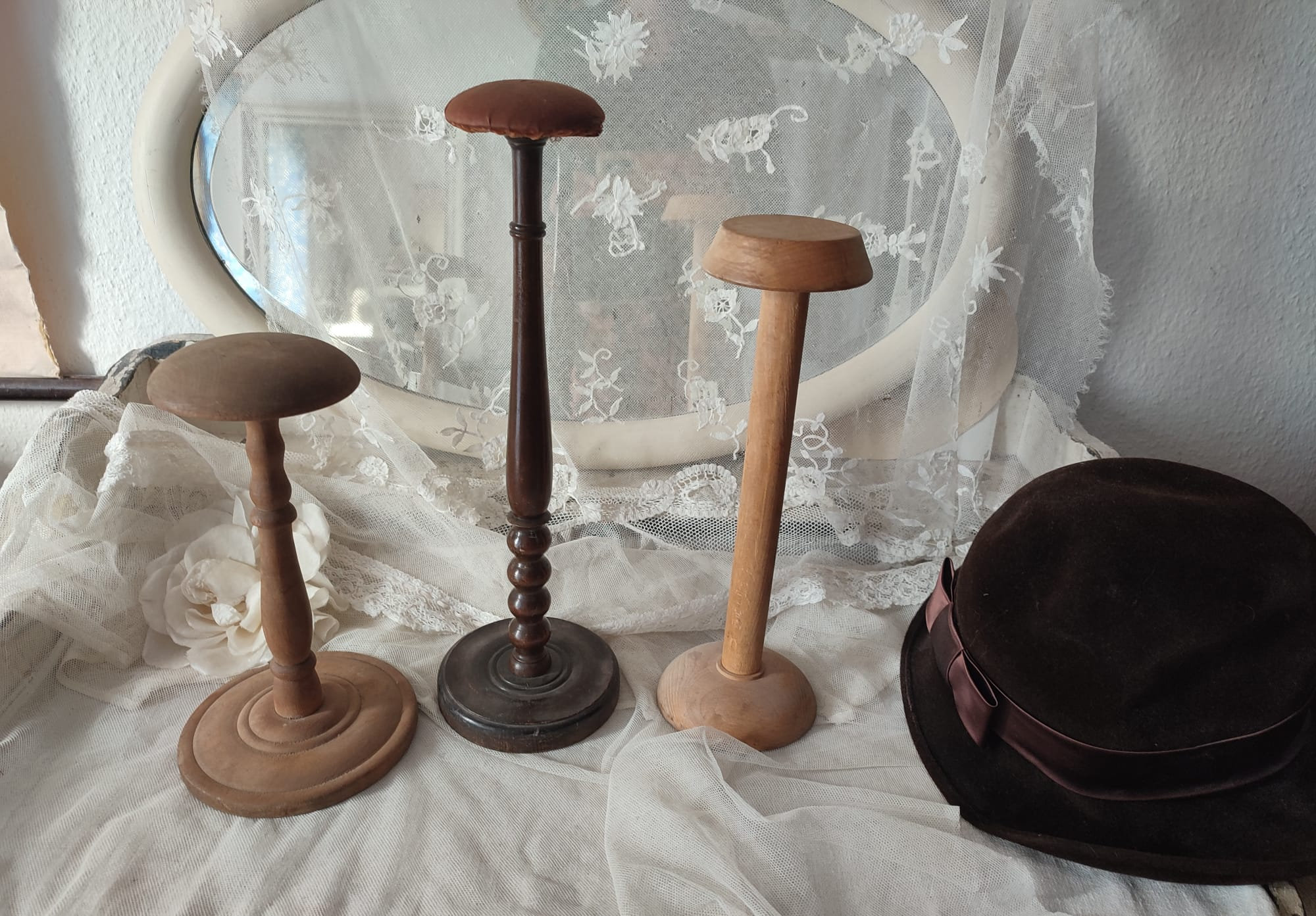 Vintage hat stands for sale hotsell