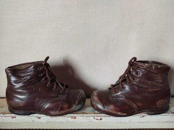 ANTIQUE old children's boots girls and boys child… - image 1