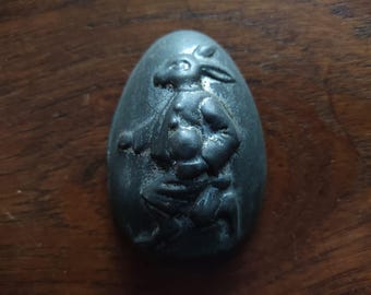 ANTIK Vintage Chocolate Mold 1/2 EI Metallei Schokoladenform altes zauberhaftes Hasenmotiv french shabby Brocante Patina Easter decoration