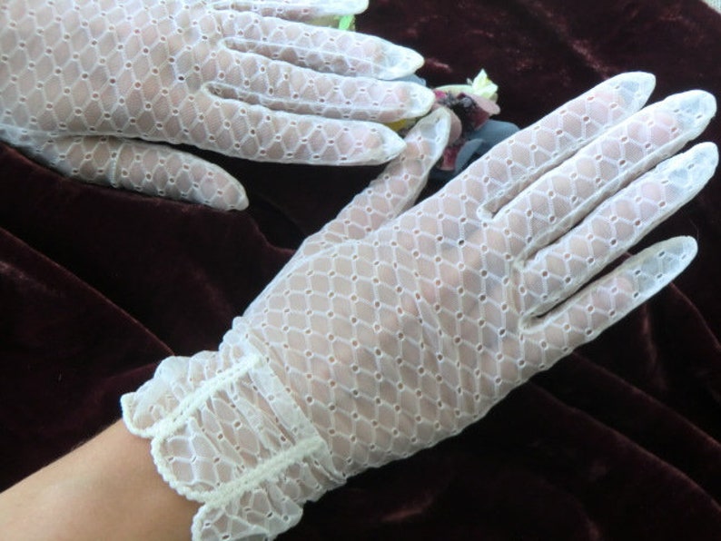 Vintage women/'s gloves 30s 40s 50s perlon semitransparent boudoir bohemian shabby