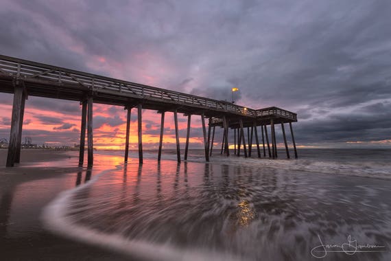Sunrise On Ocean City Beach New Jersey Boardwalk Ocean City Boardwalk Oc Nj Oc Ocean City Boardwalk Jersey Shore New Jersey Shore