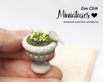 Miniature planter with bird scale 1:12 doll house miniatures accessories