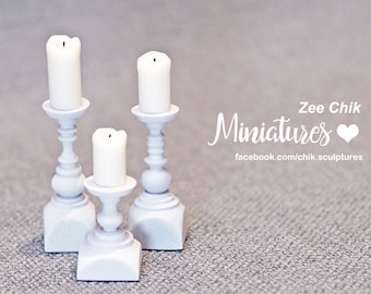 Miniatuur kandelaars set (voor pillerkaarsen) schaal 1:12 poppenhuisdecoratie accessoires