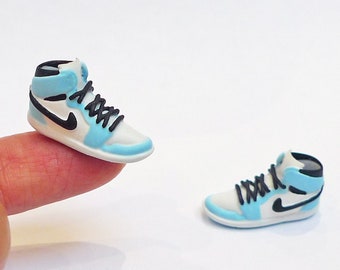 Miniature nike shoes - Etsy.de