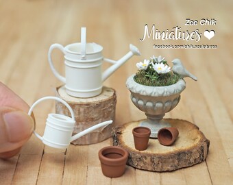 Annaffiatoio da giardino in miniatura, piccola e media scala, decorazioni per la casa delle bambole in scala 1:12, accessori - Italia Annaffiatoio da giardino in miniatura, piccola e media scala, decorazioni per la casa delle bambole in scala 1:12, accessori - Italia