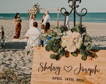 Wedding Welcome Sign Wedding Entrance Sign Rustic Wedding Decor Rustic Wedding Sign Wedding Venue Sign Country Wedding Couples Name Gift