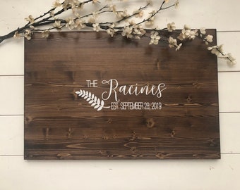 Rustic Wedding Guest Book Alternative /Laurel Name Design/ Rustic Wedding Decor Wood Guest Book Sign Country Wedding Gift Guestbook