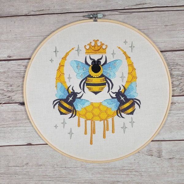 Finished Embroidery, Bee Embroidered Wall Decor, 10 inch Hoop, Embroidered Hoop Art